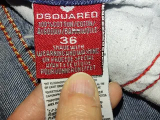 Tejanos Dsquared2 con parches