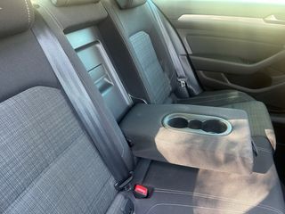 Volkswagen Passat 2021