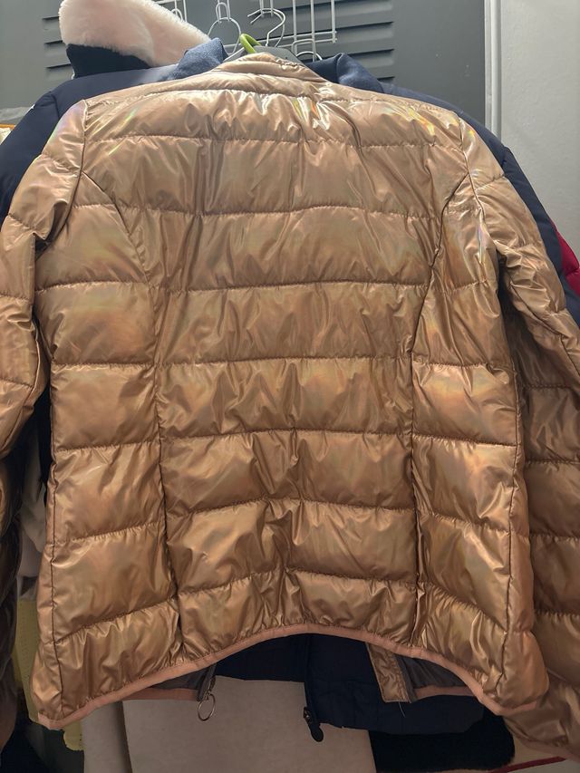 Chaqueta bronce acolchada