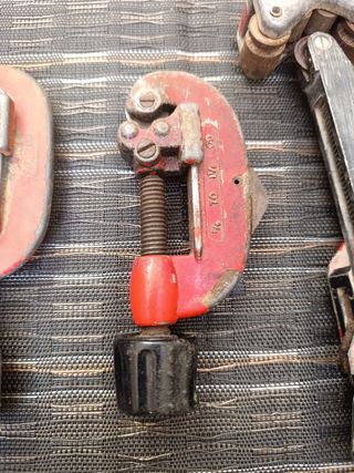 Cortatubos para cobre y latón