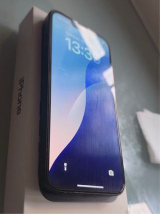 iPhone 13 azul navy