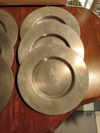 6 piatti in latta antichi