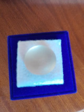 Piedra lunar blanca