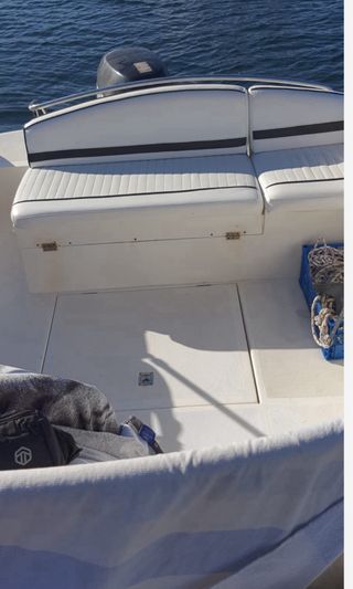 Barco rio 600 motor suzuki 115 CV 4 tiempo