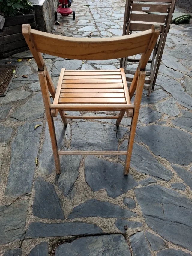 Sillas de madera plegables