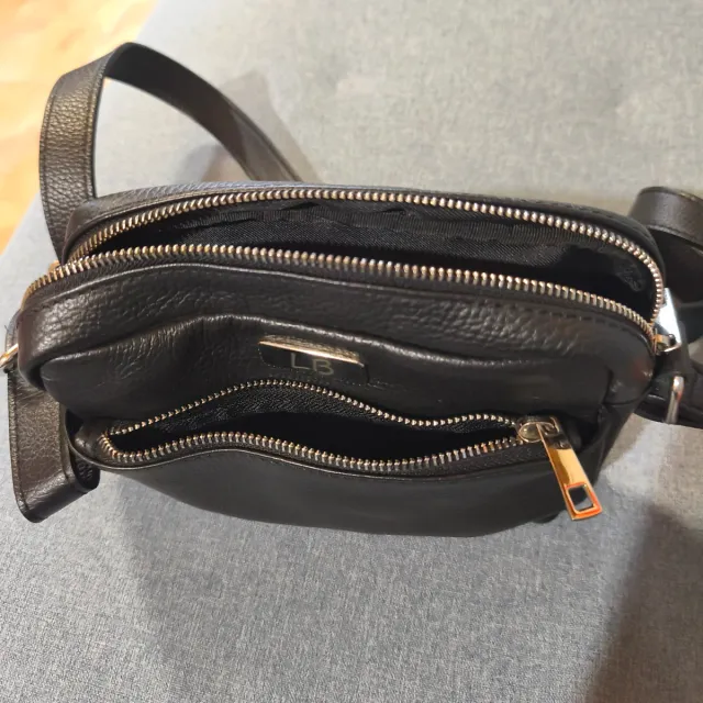 Bolso pequeño cuero auténtico marca LB