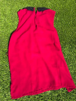 Blusa Roja con Detalles Negros
