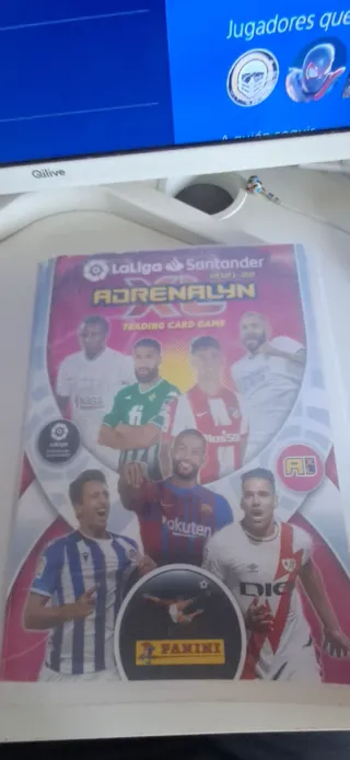 Álbum cromos LaLiga Santander Adrenalyn