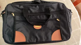Bolsa de viaje Airbus negra