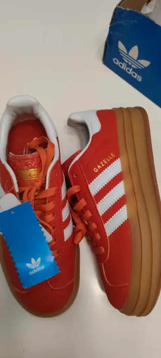 Zapatillas Adidas Gazelle Naranja y Blanco