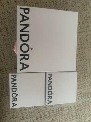 Cajas Pandora Blancas y Rosas