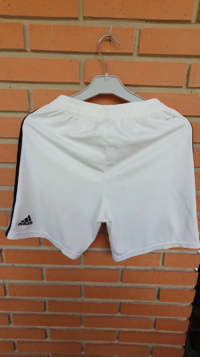 Equipación Real Madrid Adidas Talla M 11/12 años