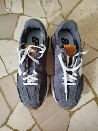 Scarpe New Balance Sneakers 327 numero 38