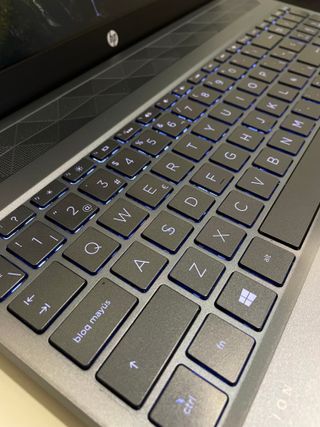 Portátil HP Pavilion i7 16GB RAM 1TB SSD