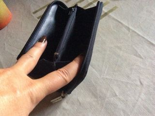 Cartera de piel marrón