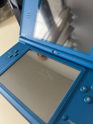 Nintendo DSi XL Azul