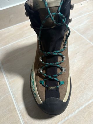 Botas de montaña La Sportiva mujer
