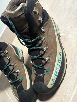 Botas de montaña La Sportiva mujer