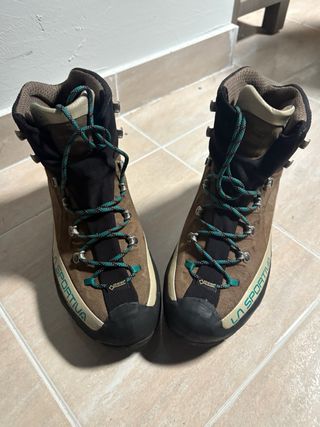 Botas de montaña La Sportiva mujer