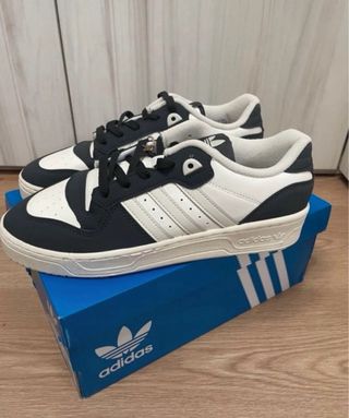 Zapatillas Adidas Rivalry Low - Talla 41