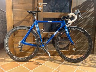 Bicicleta de carretera carbono  c4 italiana , 