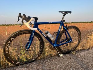 Bicicleta de carretera carbono  c4 italiana , 