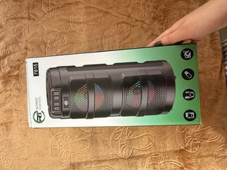 Altavoz Portátil RT 7815