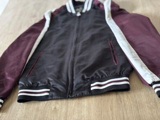 Chaqueta Zara Raso Negra y Granate talla S