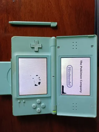 Nintendo DS  lite