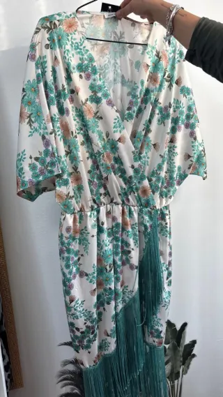 Vestido floral blanco y verde