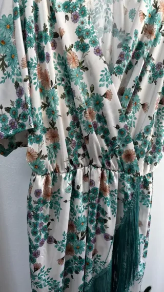 Vestido floral blanco y verde