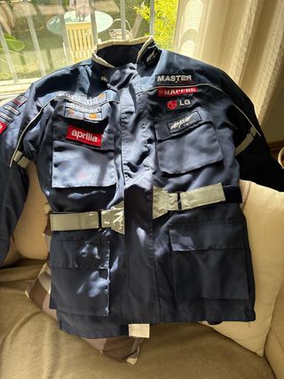 Chaqueta de moto ligera usada solamente dos veces