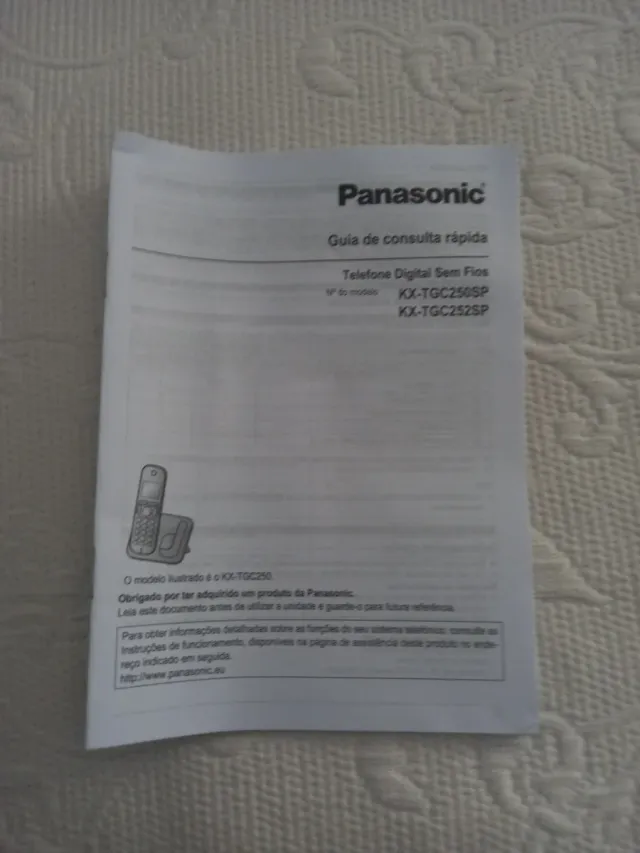 Teléfono Inalámbrico Panasonic KX-TGC250