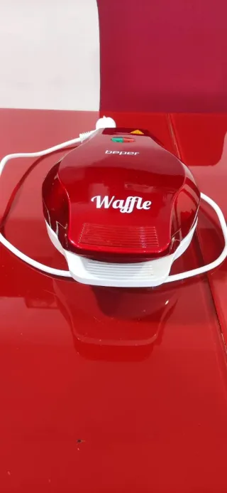 Piastra per waffle Beper rossa