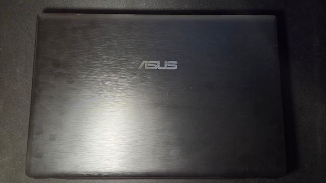 Portátil ASUS F55V. i3-3110M- Geforce 610M