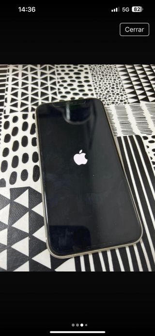 iPhone 11 Blanco 128 GB con caja