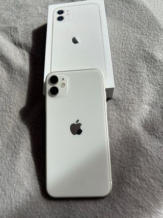 iPhone 11 Blanco 128 GB con caja