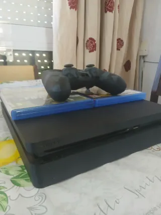 Ps4 1tb en buen estado