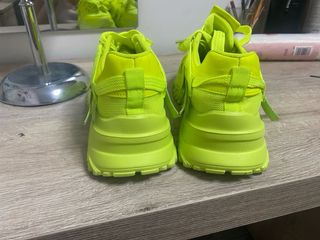 Zapatillas deportivas verde neón