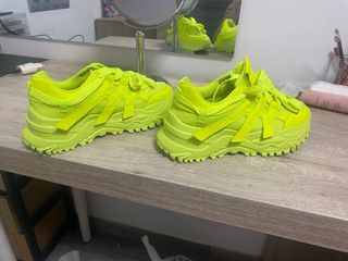 Zapatillas deportivas verde neón
