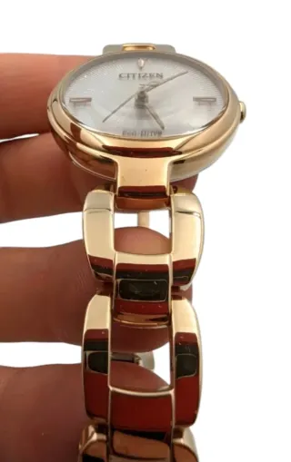 RELOJ CITIZEN ECO DRIVE LADY ZAFIRO A ESTRENAR 