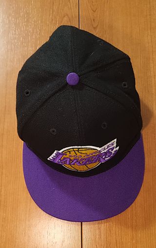 Gorra New Era Los Angeles Lakers original.