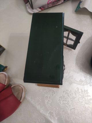 Joyero de madera con cajones y puerta