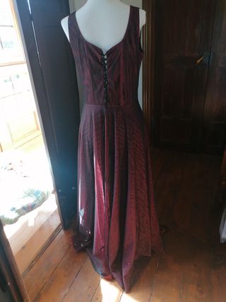 Vestido fiesta mujer talla 44 burdeos. 