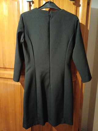 Vestido negro manga 3/4