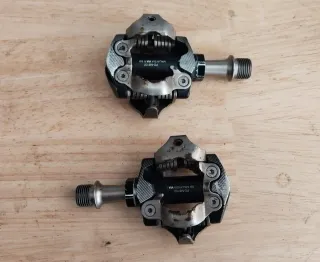 Pedales automáticos Shimano