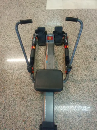 Máquina de Remo BH 