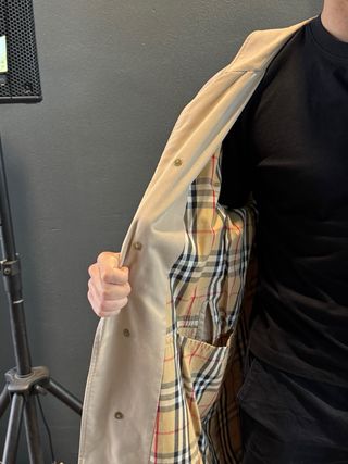 Gabardina Burberry Beige para hombre