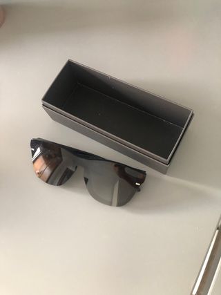 Gafas de sol Hawkers negras y grises