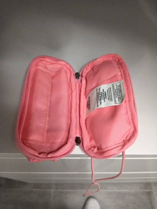 Bolsito deportivo Adidas llaves